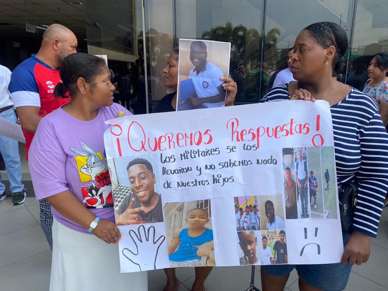 “Papá, ven sálvame”: cuatro niños de Las Malvinas desaparecidos y ...